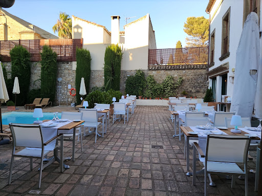 Restaurante Acebuche: Sabores auténticos en el corazón de Baeza 53