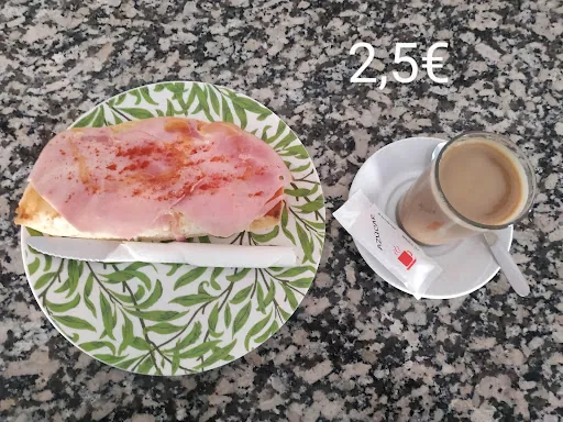 Rialto: Sabores auténticos y tapas en el corazón de Mérida