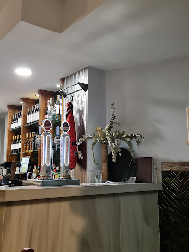 Taberna Soleá: Un rincón único de Jaén con sabores auténticos 17 AF1QipNFtJXUVGKs5P0arCHnSk4 7QJw1Id7F OA7 jN