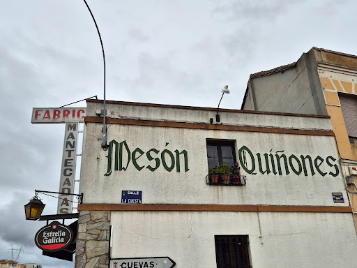 Meson Quinones: Sabores tradicionales en el corazón de San Justo de la Vega 1 AF1QipNGsq5QSmBp8wmzWizkyegszqgKdN9of0re22gP