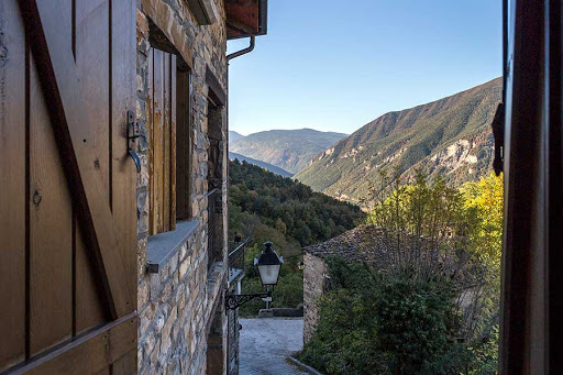 Balcón del Pirineo: Delicias culinarias con vistas espectaculares en Broto 1 AF1QipNHMIgoqbytVyNaAi75JsXdXohe0sZf4MqWins