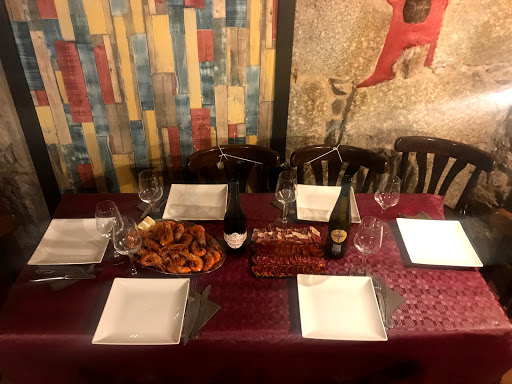 A Miña bodega: Sabores únicos en el corazón de Ourense 17 AF1QipNIMwYDfcL2pPXkXGoXjByzdd0TNjmwAtFk8SRQ