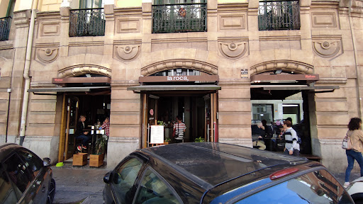 La Roca: Sabor auténtico bilbaíno en un ambiente familiar 1