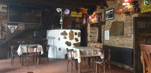 PUB SCAPARATE: Disfruta del sabor local en El Puente