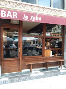 La Kaba: Sabores únicos y ambiente familiar en San Sebastián