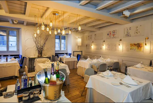 <strong>Campos: Sabores de España en un ambiente acogedor en Lugo</strong> 1 Campos: Sabores de España en un ambiente acogedor en Lugo