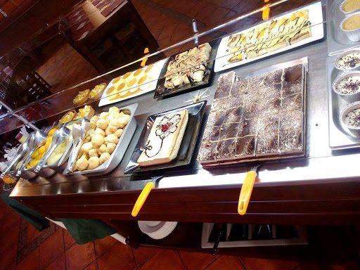 Fuente el Fresno: Un acogedor asador en Malagón con buffet irresistible 1 AF1QipNQWLj hPK9QBNz9sRuH68ezb6qXCnK7bBZf9JW