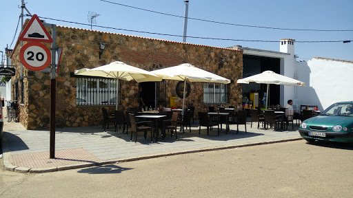 <strong>Mesón asador extremeño: Delicias a la brasa en el corazón de Talavera</strong> 50 AF1QipNRYEEyDqPu ZhaWE1ZVFk98XuaklAuBvSzthw7