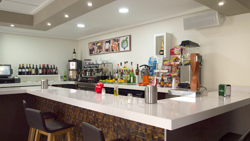 Gastrobar & Music: Sabores caseros y ambiente familiar en Pulpí 1 AF1QipNSvC0