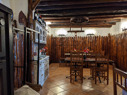 Bar Merendero La Cabaña: Deliciosa tarta y cocina vegetariana en un acogedor rincón de Yebra de Basa 4 AF1QipNU1eRdScYnyKzEP wwz FCHXL9V 6Oo0SOY