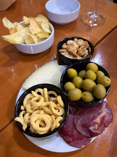 Plaza Nicole: Encanto en Ourense con sabores únicos y acogedores 1 AF1QipNU7ftD9DdTmieLJi1hca6wjfsv1osLj nhRr6G