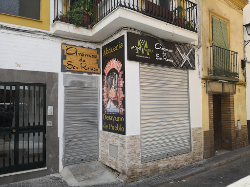 Aromas de San Roman: Desayunos andaluces irresistibles en el corazón de Sevilla 1