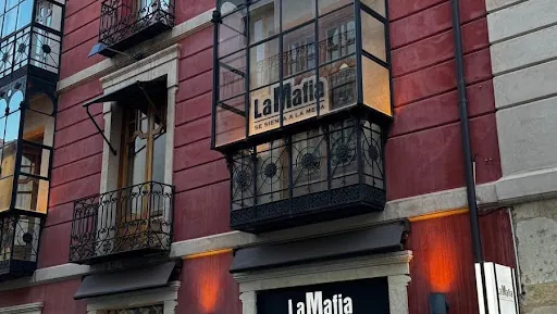 La Mafia Se Sienta a La Mesa - León: Sabor auténtico italiano en el corazón de León 1 La Mafia Se Sienta a La Mesa – León: Sabor auténtico italiano en el corazón de León