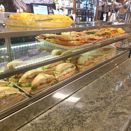 Notre Dame: El rincón acogedor de pinchos en Logroño 1 AF1QipNWwGhm96 EuIMSNbJzaKSL8z WxL EiXqvGQAU