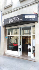 Pizzeria El Molino: Deliciosas pizzas en un rincón acogedor de Ourense 6 AF1QipNX0xvf4qbC8pAWLuvDvrEddXhJNCHLjwz pgMj