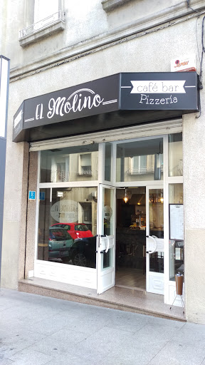 Pizzeria El Molino: Deliciosas pizzas en un rincón acogedor de Ourense 1