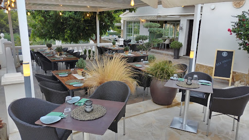 Restaurante Rossini: Delicias italianas en el corazón de Xàbia 1 AF1QipNXhZSW7o0BfQSMjCK soEeqET J9uWMKkgoUZ