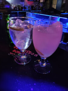 Pub Tiki: Un rincón exótico en Madrigueras para disfrutar de los mejores cócteles 11 AF1QipNXmzIVXQVP7 Sz000prGAjKlMAFsRbuL0 6j0j