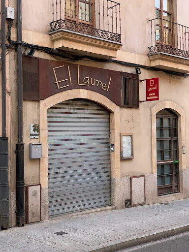 El Laurel: Deliciosa cocina española en el corazón de Salamanca 1 AF1QipNYgcQENm7MurascTI8sJb5u3jybInh5U1ugFVz