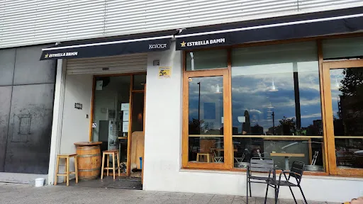 Koxka: Deliciosas hamburguesas en un ambiente familiar en Vitoria-Gasteiz