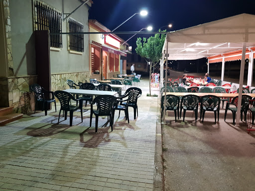 Cafe Bar la Canada: Un acogedor rincón familiar en Las Pedroñeras 25 AF1QipNZ0KjR2sWiK8w3yk J4UPnunspVMc vQnj Dz6
