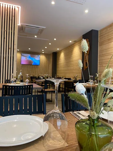 Restaurante Conde Parrillada: Deléitate con auténticas parrilladas gallegas en el corazón de O Carballiño