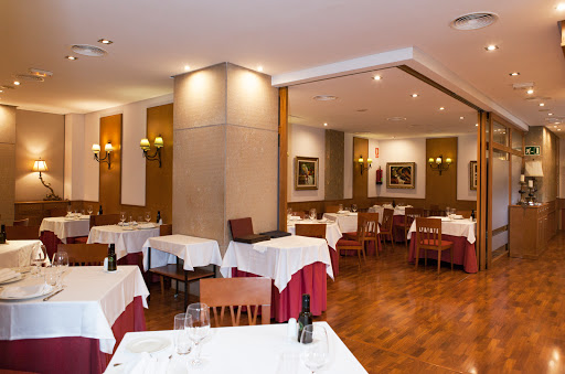 Dolium: El rincón gourmet de Valencia con un carpaccio excepcional 31 AF1QipN GON6Qk49 miB2zBx675k 2D4vcO1kultJVSS