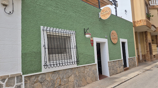 Isabella's Foodshion Bar: Sabor y estilo en San Javier 1