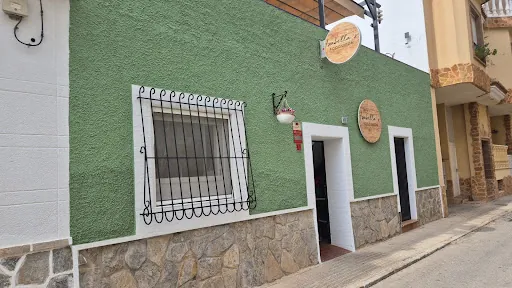 Isabella's Foodshion Bar: Sabor y estilo en San Javier 1 Isabella’s Foodshion Bar: Sabor y estilo en San Javier