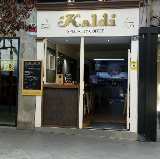 Kaldi Coffee: Un rincón acogedor en Ourense para saborear cafés únicos 1 AF1QipNc7pQXXaunlmlw2ApylN6DafTO5htpyctVoY 5