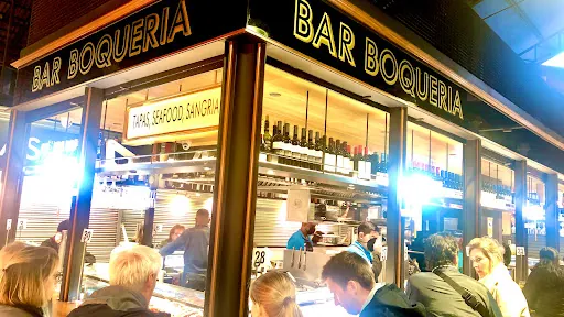 Bar Boquería: Sabores mediterráneos en el corazón del Raval