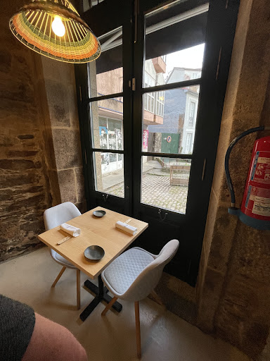 A Viaxe: Sabor y fusión gallega-peruana en Santiago 1