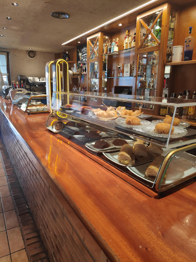 Casa Feliciano: Sabor auténtico en el corazón de Pamplona 52 AF1QipNeisJ3UGc 0H5 I8Qvg0rZu6NHFQENLdt3w Y
