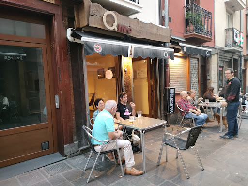 Qino: Deliciosas hamburguesas en el corazón de Vitoria-Gasteiz 1 AF1QipNezv3BAZk