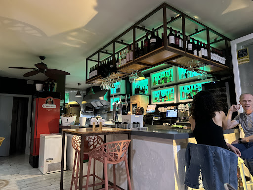 Txoko Not only Restaurant: Disfruta de sabores únicos en La Herradura 1 AF1QipNfJe0WJ6j590AJ0OaxGPOmIO I5qtlAMKSZXW1