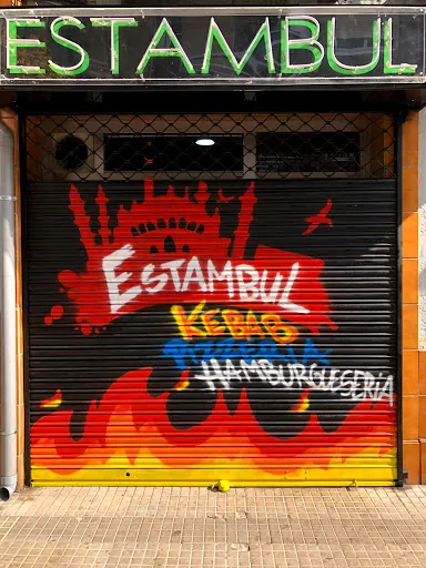 Estambul Kebab Pizzería: Sabores únicos en el corazón de Miranda