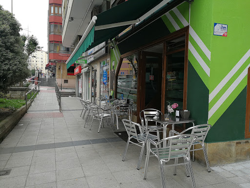 Cafeteria Subtil: Un rincón acogedor en Santander con sabores únicos 1