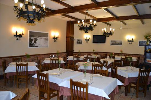 O Lar de Manolo: Sabores exquisitos en el corazón de Ribadeo 28 AF1QipNj2XI9neT8Hoq7 CyoNRy6G7iR9Fi dZJFIz0h