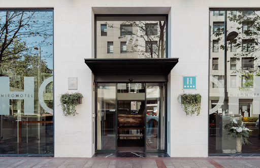 Hotel Miró: Elegancia y sabor en el corazón de Bilbao 25