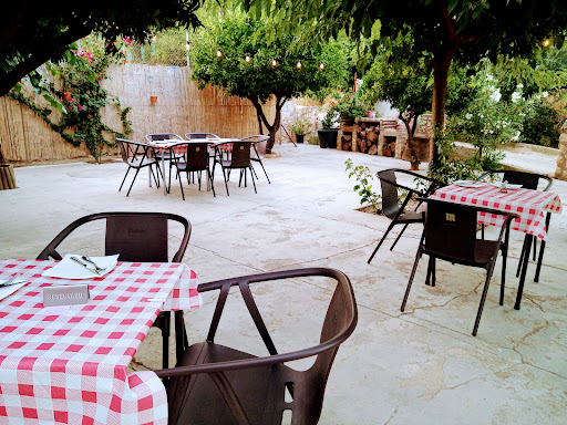 <strong>Cafe Bar Sierra Espuna: Delicias familiares en Alhama de Murcia</strong> 26 AF1QipNjzYevUyj5QcsVHL8FspCfxb4ZZCpLj7 2oGw
