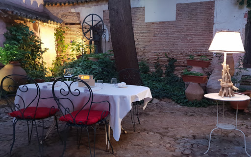Restaurante Las Llaves: Un rincón acogedor en Marchamalo con el mejor solomillo 47