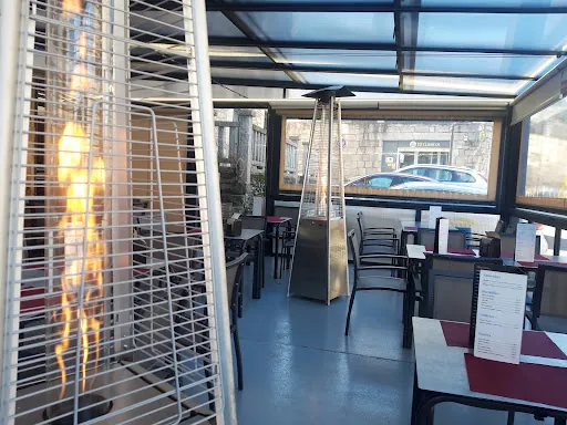 Bar Espana: Delicias vegetarianas en un acogedor rincón de Puebla de Sanabria