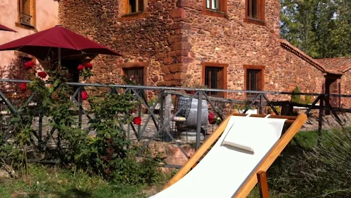 Molino de la Ferrería: Un rincón acogedor en Riaza con cordero exquisito