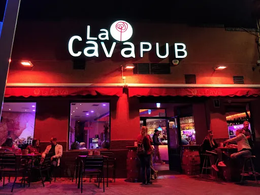 Pub la Cava de Roa SL: Sabores auténticos en el corazón de Roa