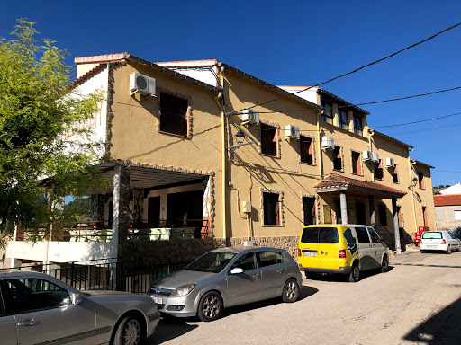 Hostal Restaurante Taibilla: Sabores auténticos en el corazón de Nerpio 4
