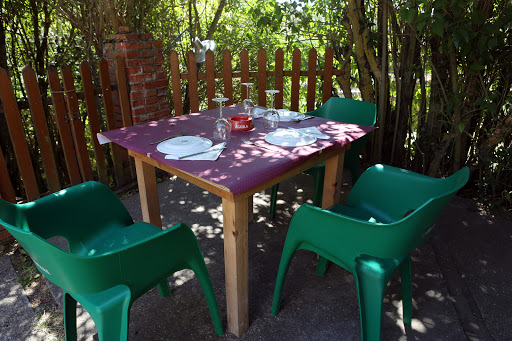 Restaurante La Fuentona: Sabores únicos rodeados de naturaleza 1 AF1QipNqNgvC0 SO5LZmlyH19QMN bzk7FlM1gJobS F