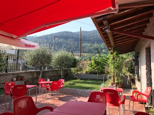 Bodegón do Veleiro: Un rincón gourmet en Cenlle con sabor casero