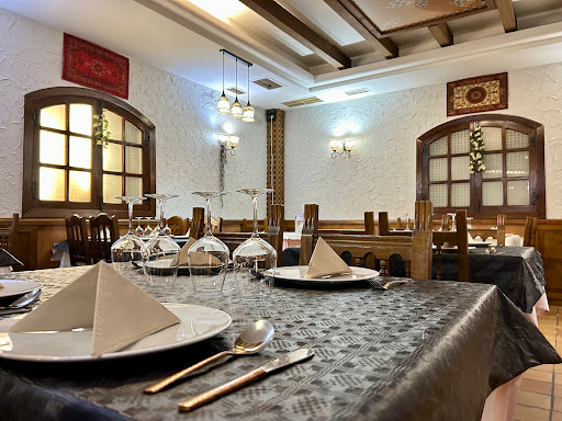 Curry House indian Restaurante Ourense: Sabores auténticos de la India en el corazón de Ourense 1 AF1QipNt3MnBjc7EZtTfpu8XSmfghDf0AhXpypulzGjG