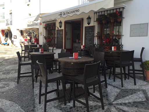 El Punto De Encuentro: Sabores únicos en el corazón de Frigiliana 26