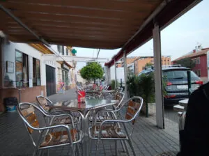 Cafetería Restaurante Los Olivos: Sabor mediterráneo en el corazón de Córdoba